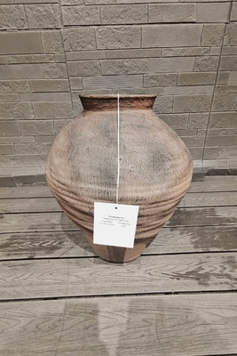 ซื้อ Stylish Modern Fiber Clay Planter with Frost Resistant Character and Textured Surface online manufacture