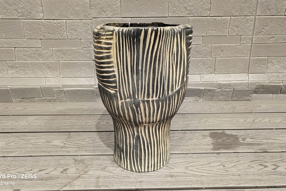 ซื้อ Frost Resistant Fiber Cement Pot Drainage Holes for Easy Planting and Maintenance online manufacture