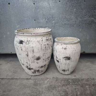 กระถางต้นไม้ดินเผาไฟเบอร์สีดำลายแปรงไม่สม่ำเสมอ ทรงกลม สำหรับปรับปรุงล็อบบี้